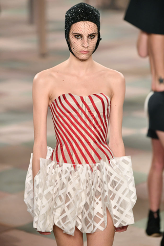 Illustration for article titled I Regret to Inform You the Look for Spring Is Sad French ClownÂ